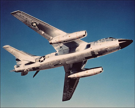 douglas-b-66-destroyer-bomber-photo-print-2.resizejpg.jpg.278702d27487632edff8c2d33c46fccc.jpg