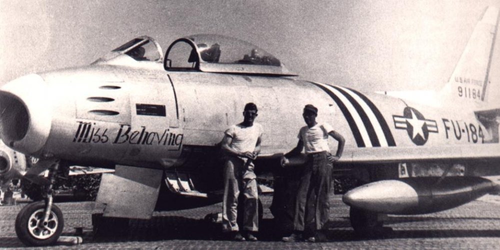 F-86A-5 49-1184 'Miss Behaving'.jpg