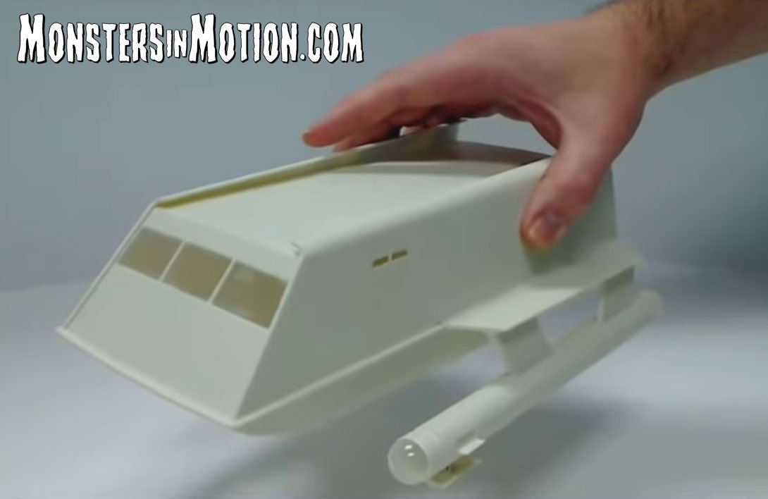 POLAR LIGHTS 1/32 STAR TREK TOS SHUTTLECRAFT - Sci-Fi