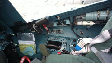 su30smcockpit9.jpg.e16deef9966bd7cc2c5b9e77c4023177.jpg