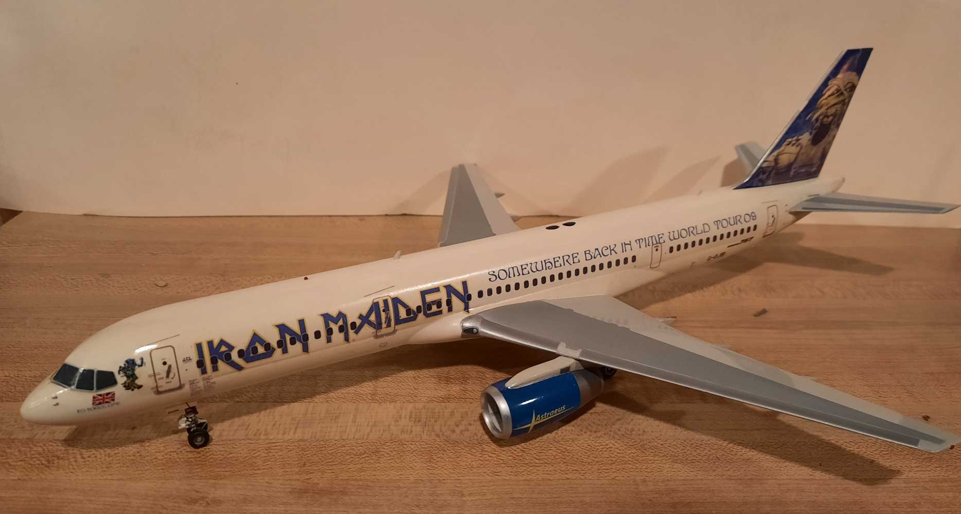 Authentic Airliners Boeing 757-200 1/144 - Airliner Modeling
