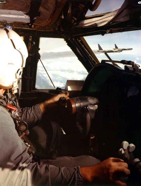 B-52D cockpit Vietnam.jpg