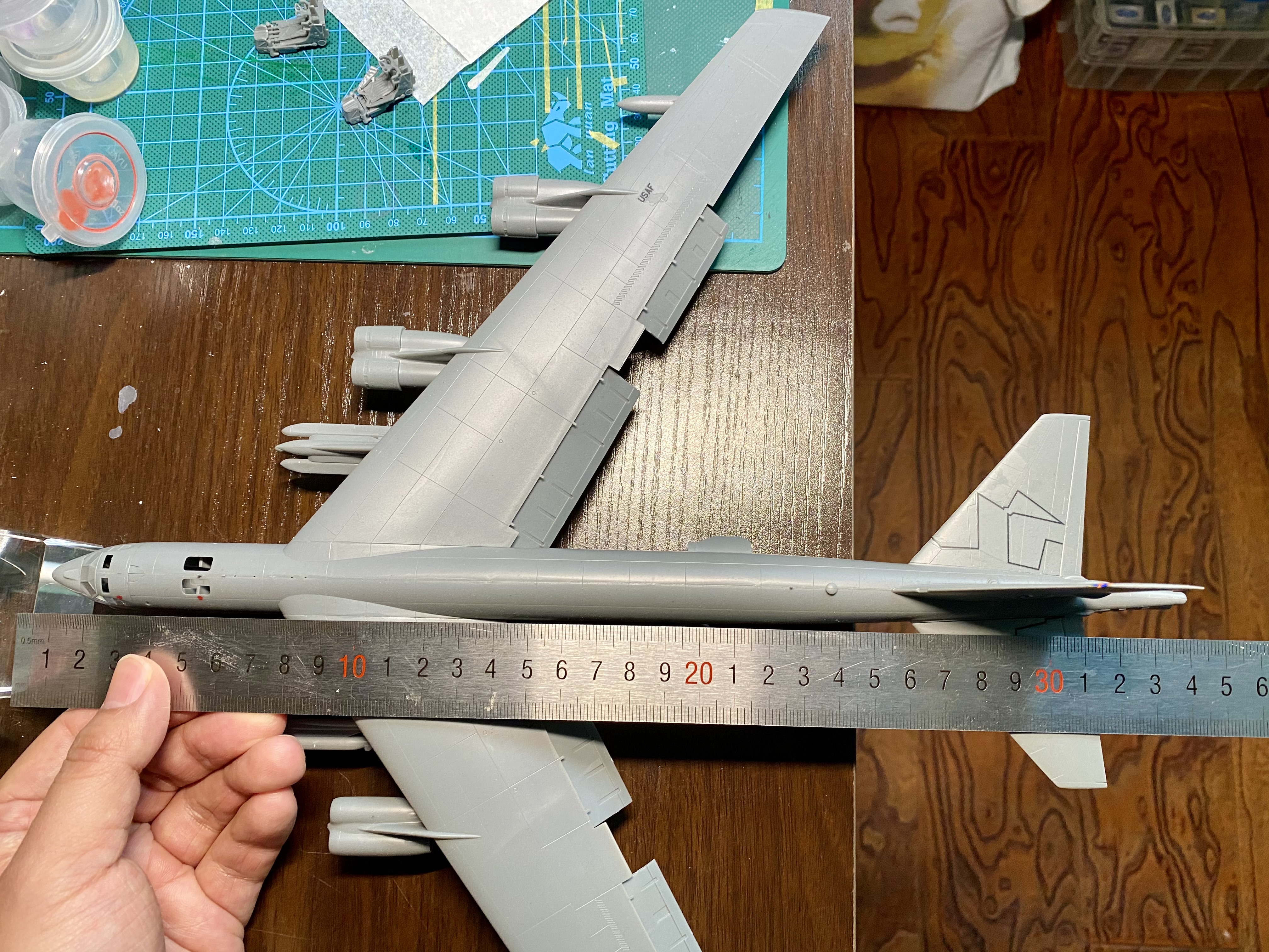 Academy 1/144 B-52H breaks cover - Page 2 - Jet Modeling