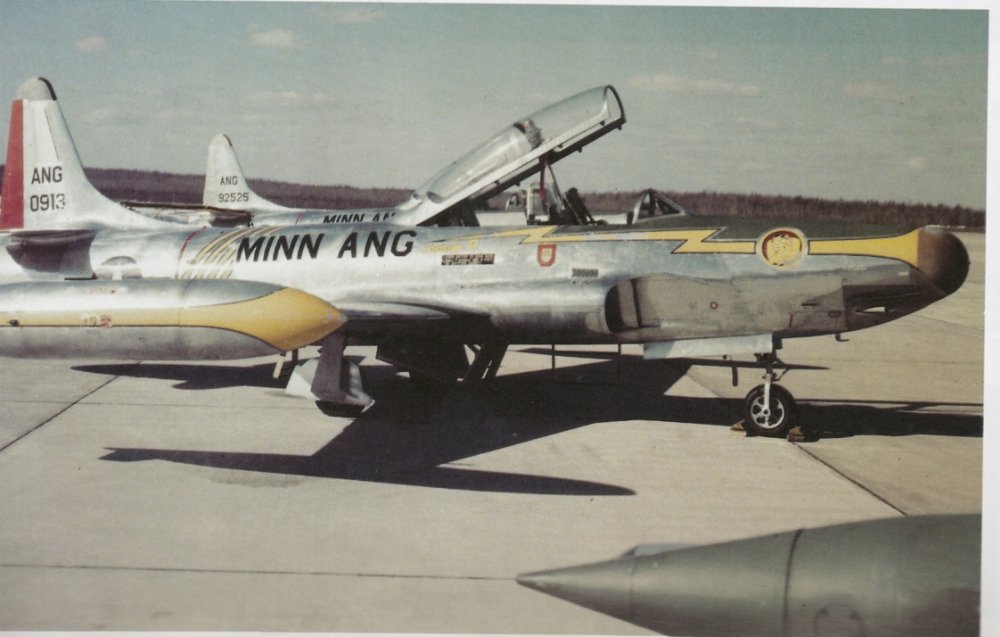MNANG F-94.jpg