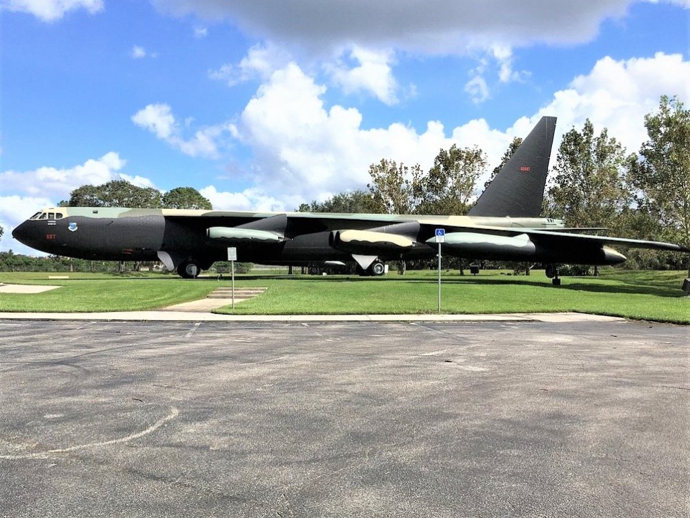 B-52D Orlando FL.jpg