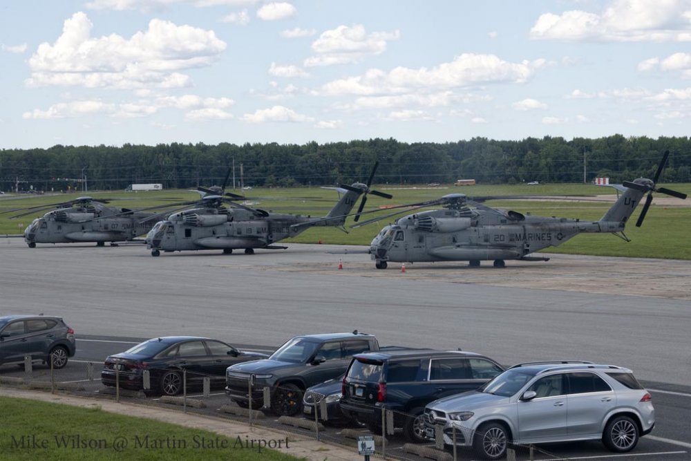 HMHT-302 CH-53E at MTN 15 August 2022 (MW)B.jpg