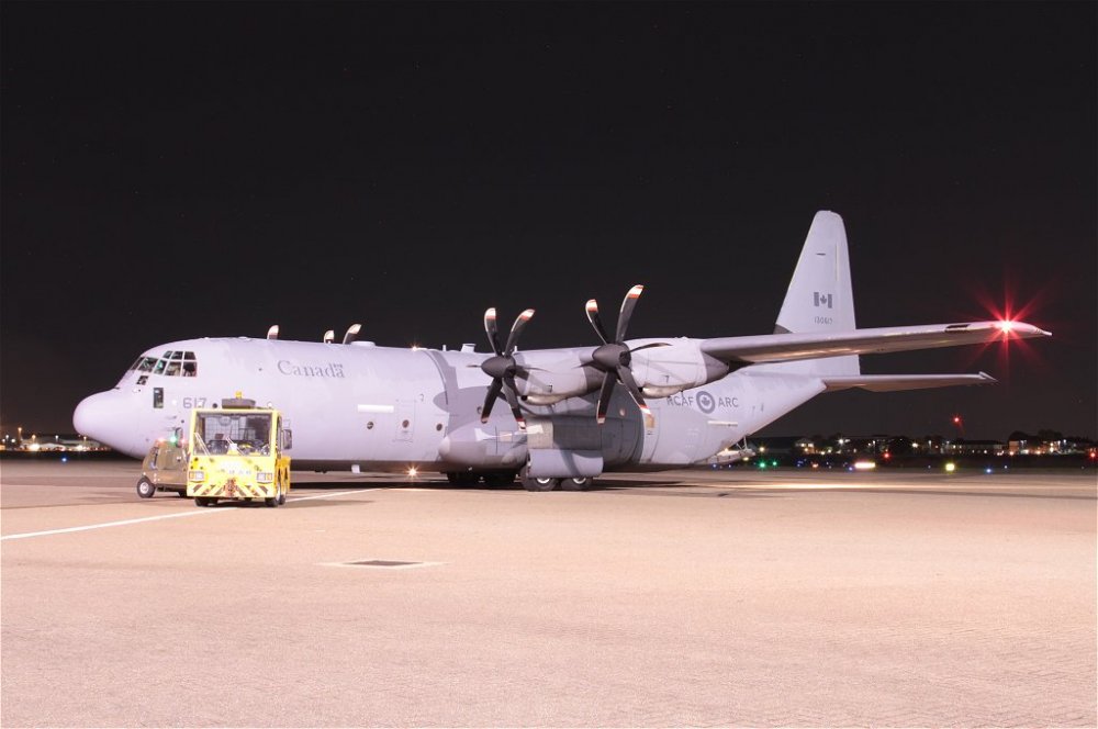 c130J-03.jpg