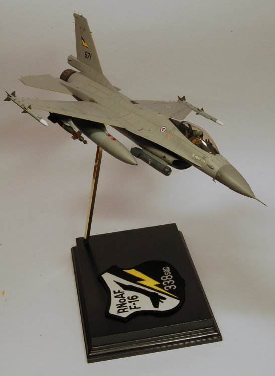 F-16AM671finished(16).jpg