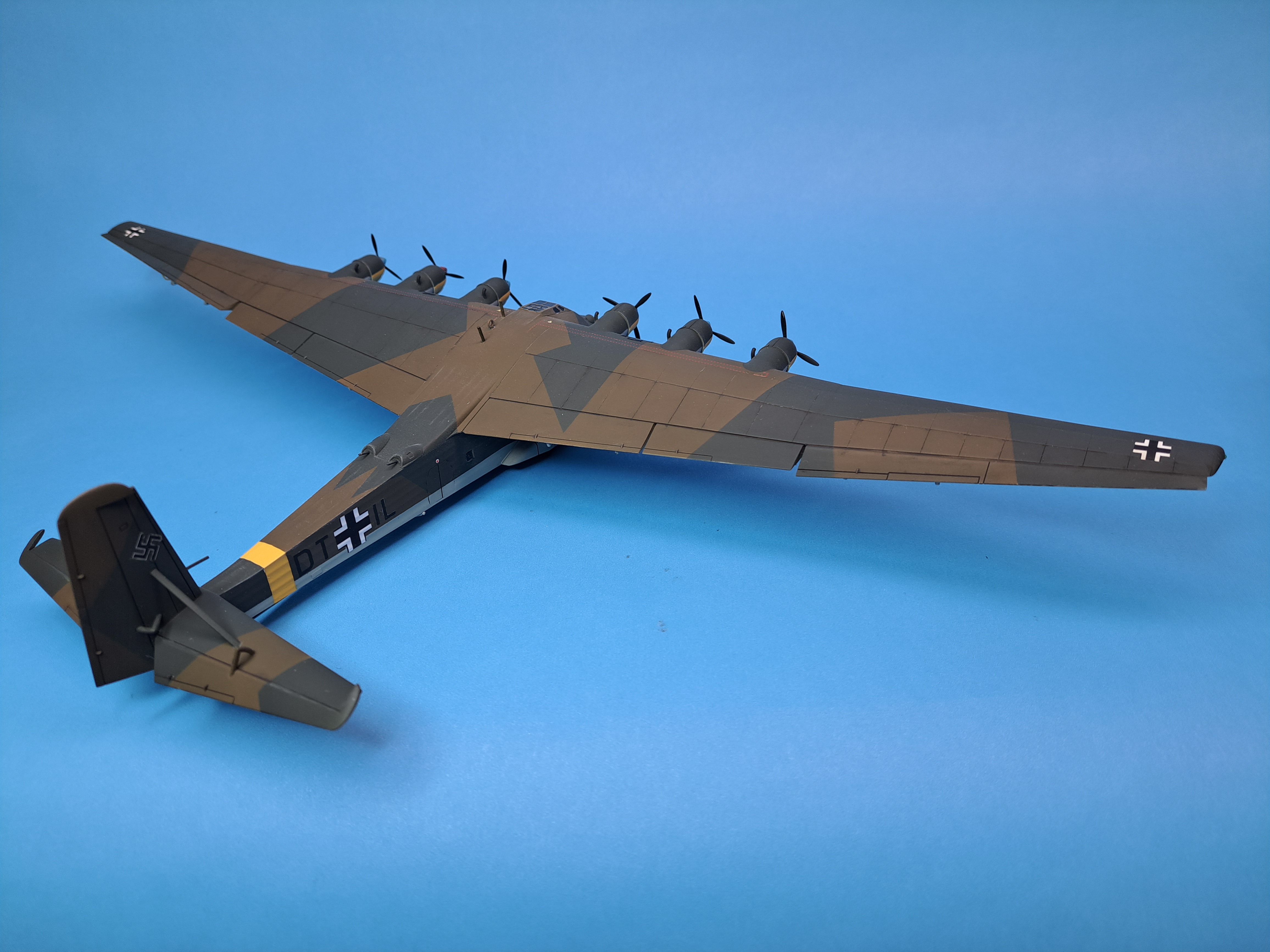1/144 Great Wall Hobby Me323D-1 'Gigant' - The Display Case
