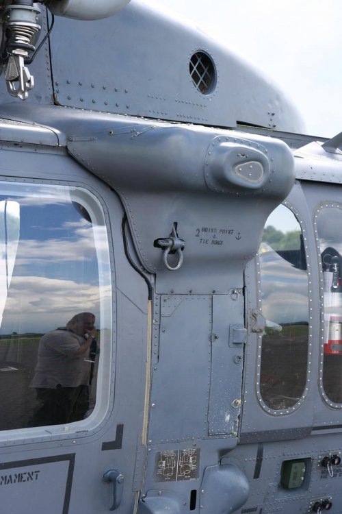 hh-60-09.jpg