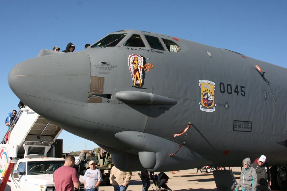 B-52H 60-0045 PS08_Light_Gray Cherokee Strip II - Doolittle Raiders (1).jpg