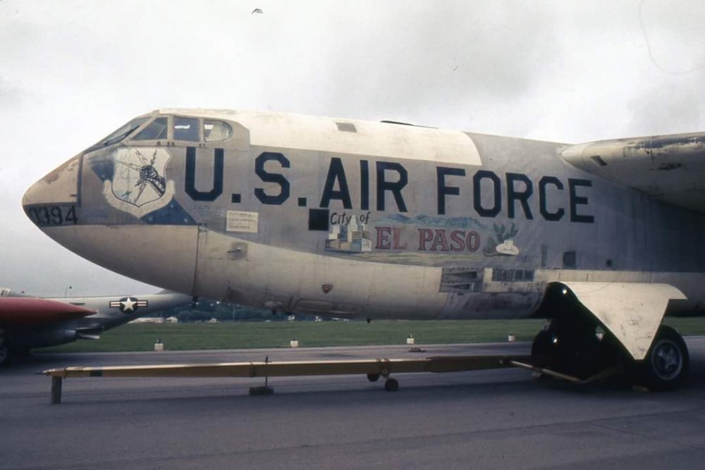 B-52B City of El Paso 53-0394 Complete 01.jpg