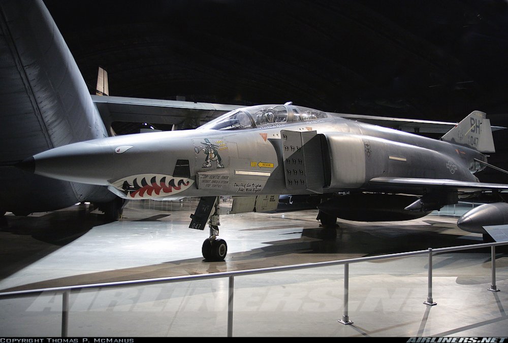 595830203_64-1047RF-4CBHALANG200610.4.thumb.jpg.ea97e428980053ef6d0c74b9867e596e.jpg