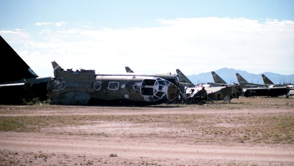 B-52Dhulk2AMARC94MB.jpg