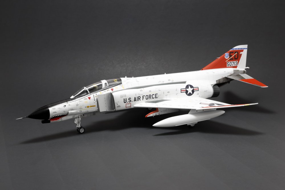 YF-4E_DURN5459.jpg