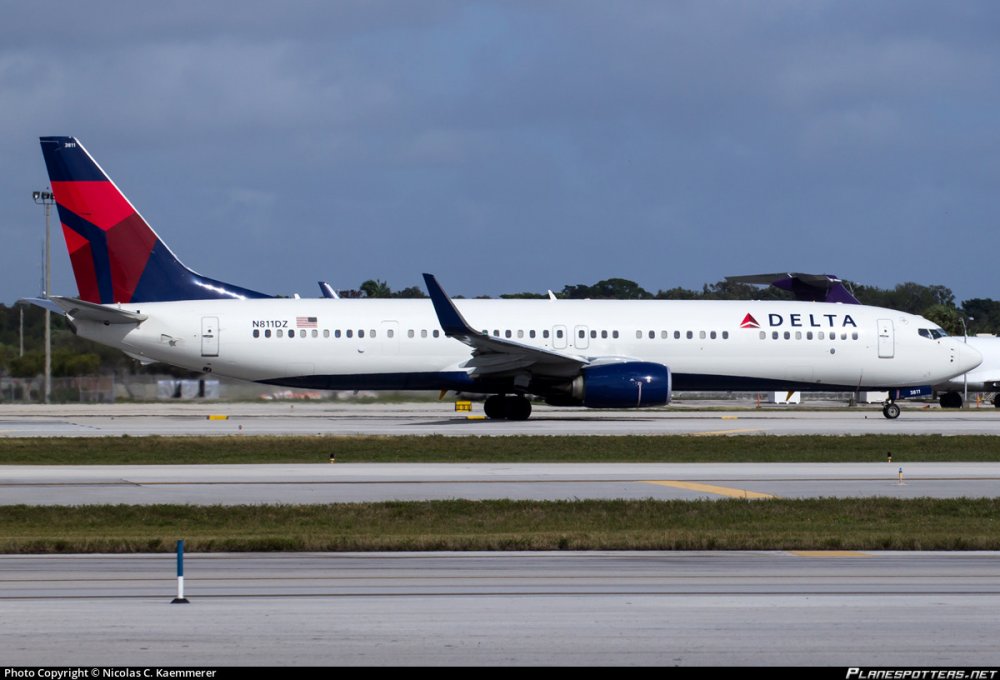 n811dz-delta-air-lines-boeing-737-932erwl_PlanespottersNet_605389_380c931c28_o.jpg