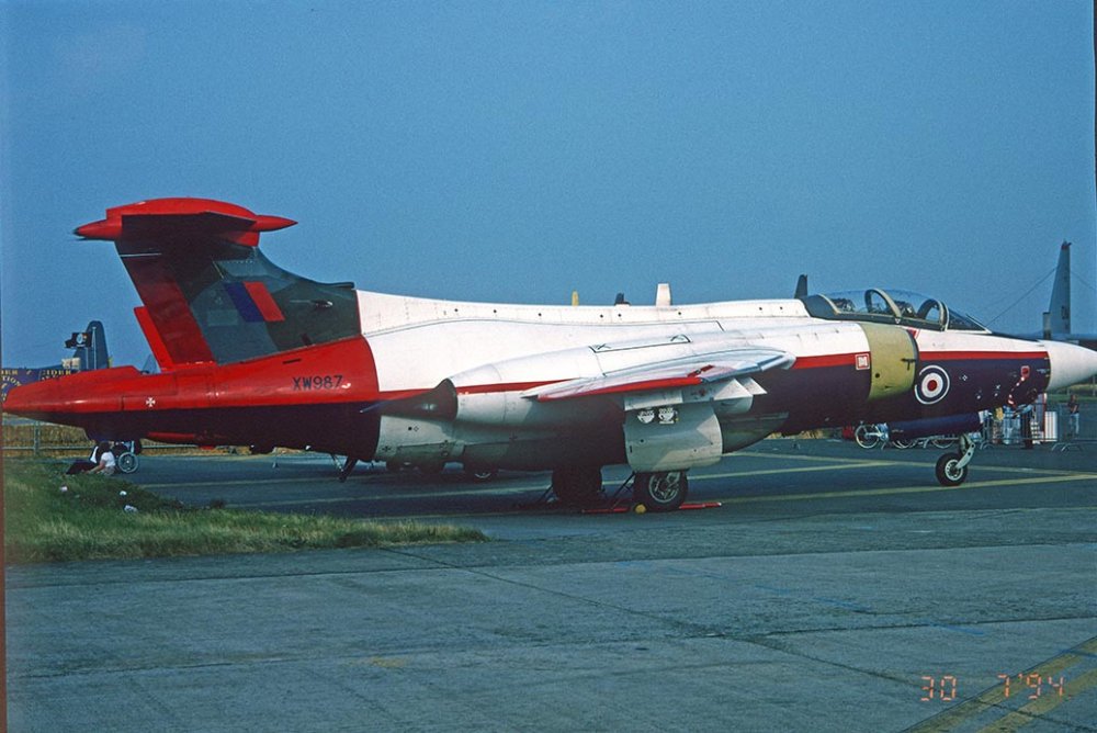 RAE Buccaneer S.2B RAEXW987 RR_Doug_Morrow.jpg