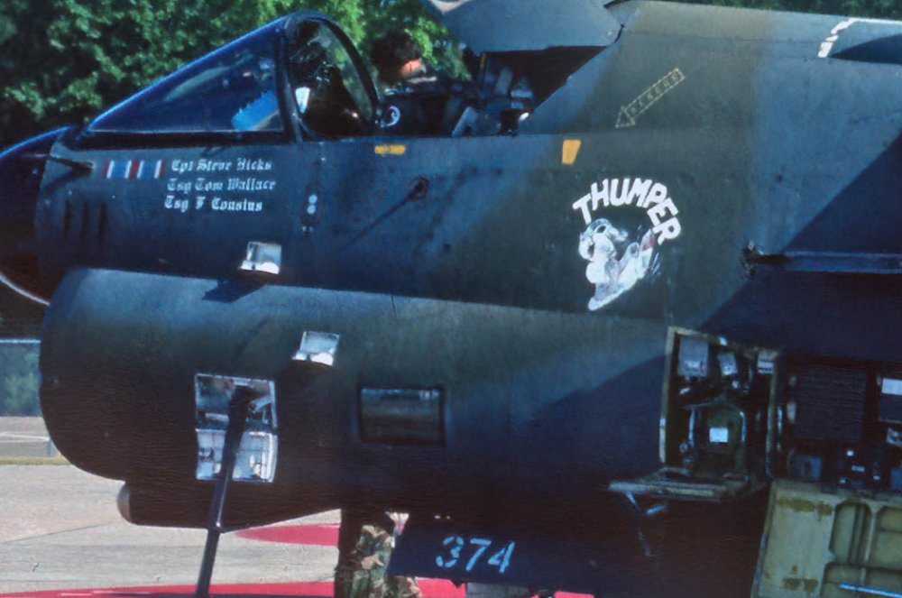 A-7D-11-CV_71-0374_Thumper 149th TFS of Virginia ANG in Jun 1991__Nose.jpg