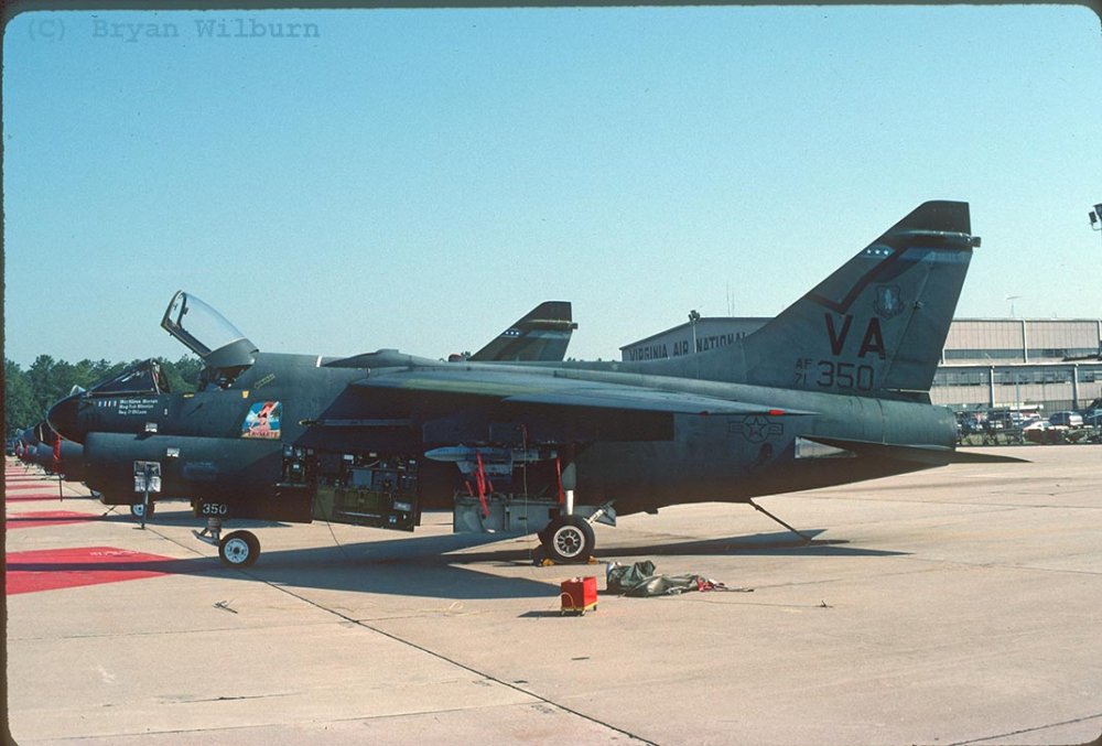 A-7D-11-CV_71-0350_Playmate 149th TFS of Virginia ANG in Jun 1991-Sm.jpg