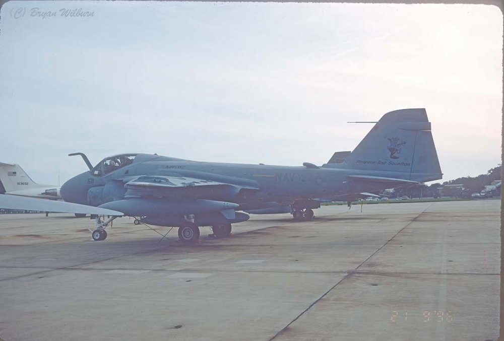 A-6E_162198_611_NAWCWD_China_Lake_LR_Navy_Washintgon_ADW_21-9-96_Sm.jpg