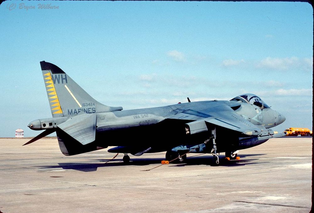 AV-8B_163424_WH-17_RH_NAS_Washington_03-92_BWilburn_Sm.jpg