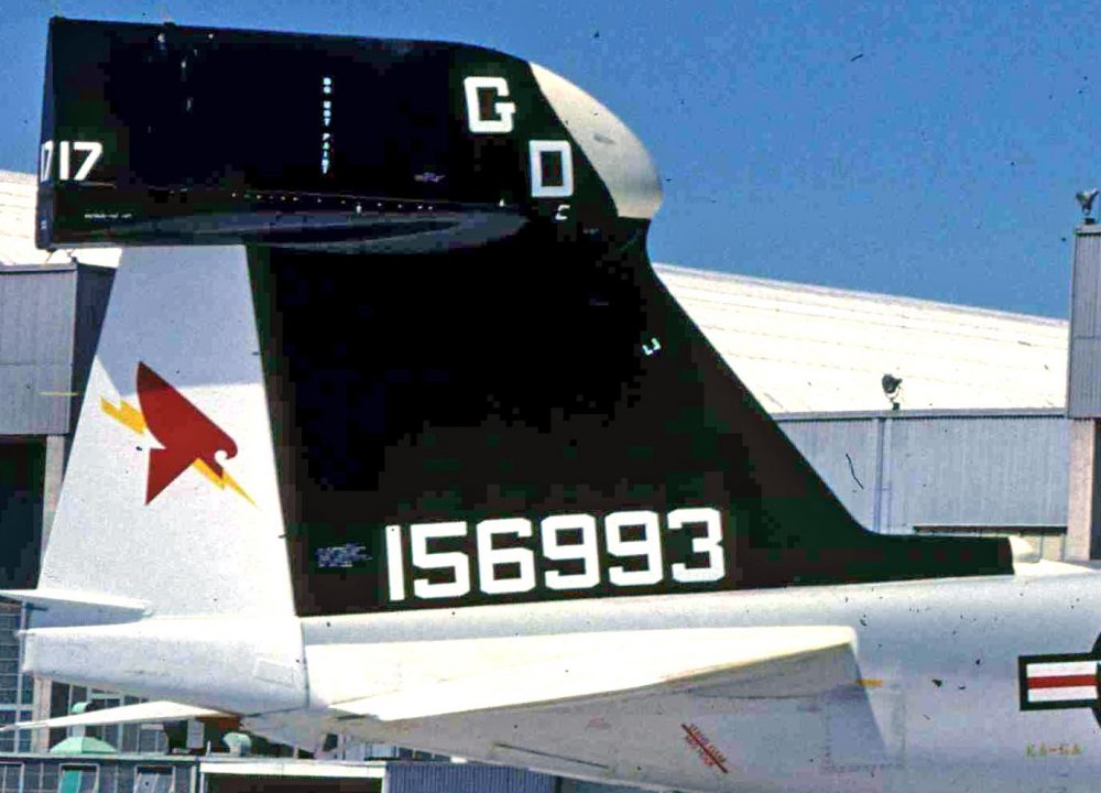 EA-6A_156993_VAQ-33_No2_AF_Nat_museum_naval_Aviation_Tail_A-2316.jpg