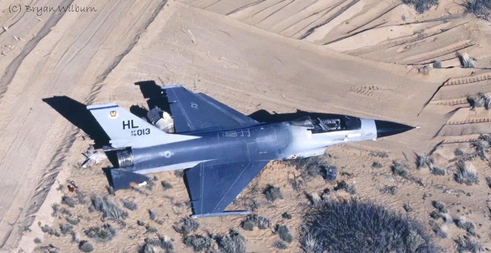 F-16A_78-0013_23rd_Prod_Hill_AFB_WhiteSands_04-08-81_Crop___BryanWilburn.jpg