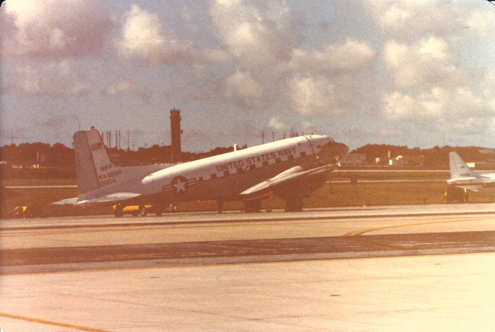 1996958975_C-117Kadena1980(1).jpg