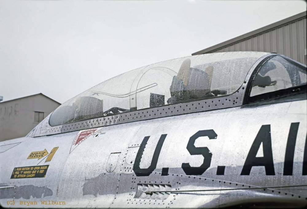 14A_Lockheed_T-33_Canopy-breaker-variation-BryanWilburn__Sm.thumb.jpg.ed209d66ef26ebc5b9769cba3f29be1b.jpg