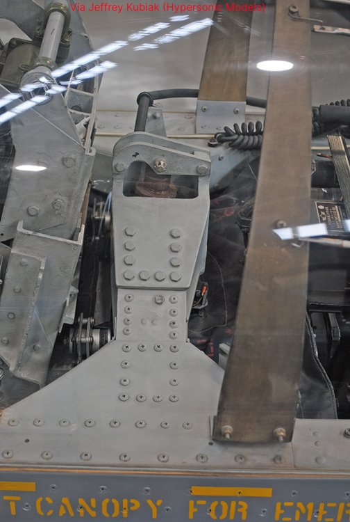 ROCAT_01b_JSDF_T-33A_Canopy-Ram.thumb.jpg.c5114955075c3c6f9496f967e096cb2d.jpg