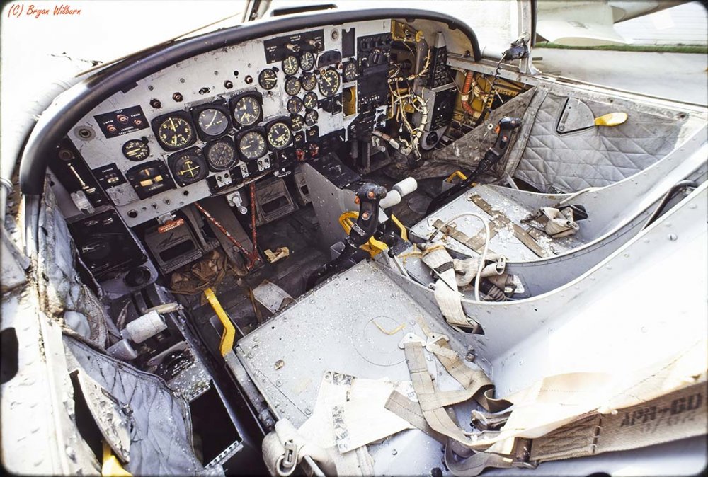 T-37_Webber_Pan_inst_Chanute_8-87_Bryan-Wilburn_SM.jpg