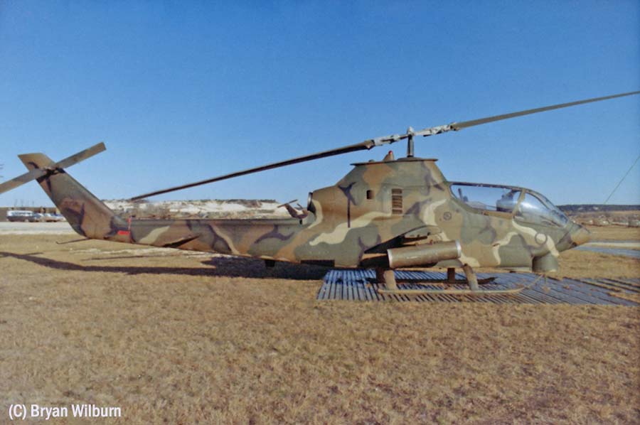 AH-1G_67-15735_C-1-9_LzPhantom_FtHood_1975_SM3.jpg.4f2b44723fed59a53b9770b50c61e3f2.jpg