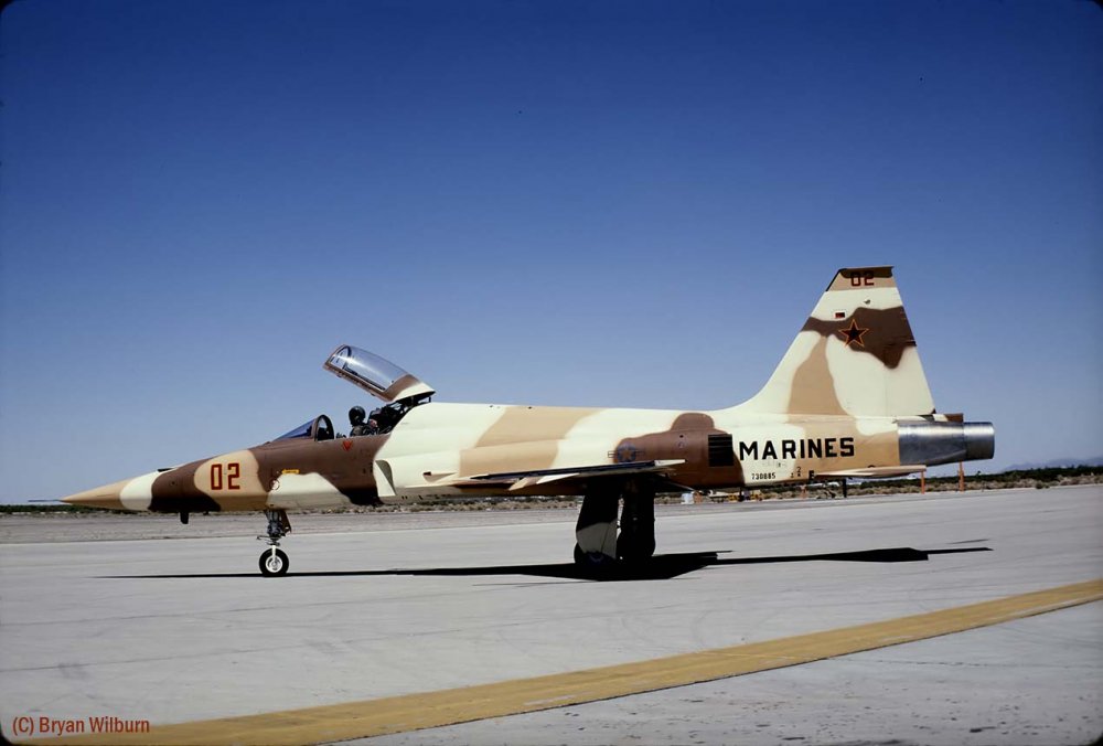 F-5E_73-0885_02_VMFT-401_Yuma_Apr-25-90_b___SM.thumb.jpg.b1931a310a0e2d9dc9a064baf204bd75.jpg