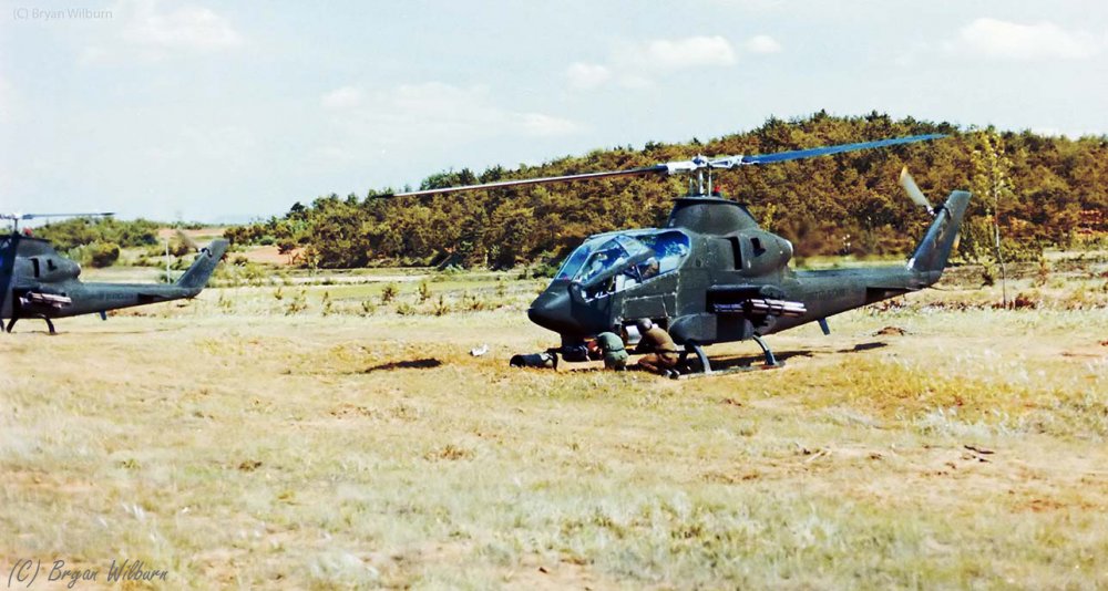 AH-1G_ROK_Dec-1977.thumb.jpg.c00e05381aa105646a9a11dd2d1375bd.jpg